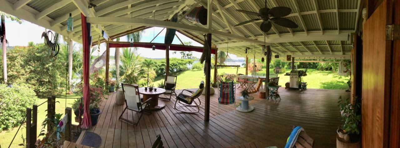 Tierra Oscura El Toucan Loco Floating Lodges מראה חיצוני תמונה